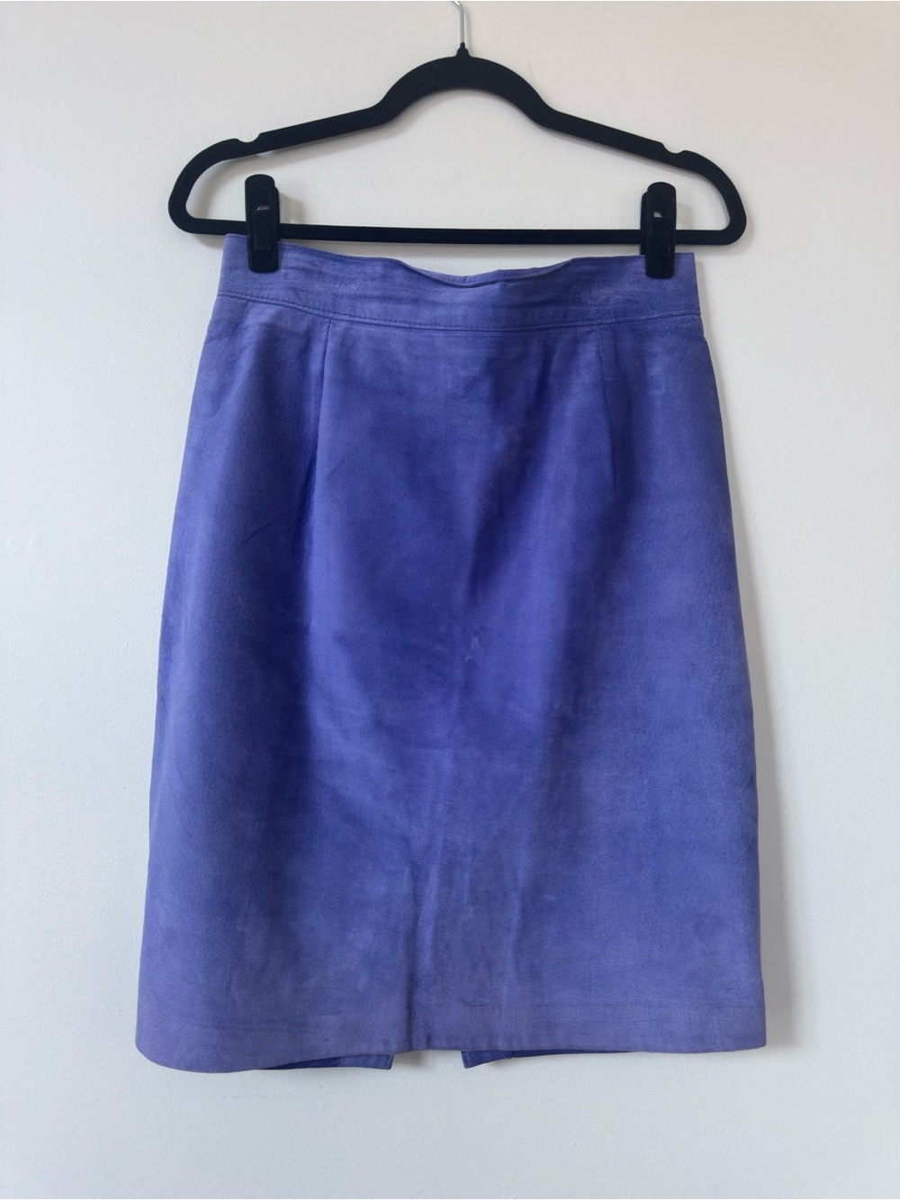 Vintage Danier suede skirt - Picture 2 of 5